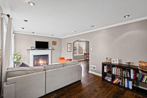 Tiny photo for 2816 Wenonah Avenue, Berwyn, IL 60402 (MLS # 12583380)