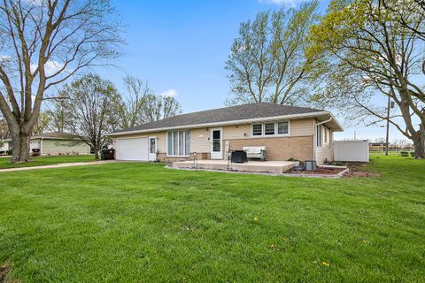 Tiny photo for 325 N Elm Street, Herscher, IL 60941 (MLS # 12613301)