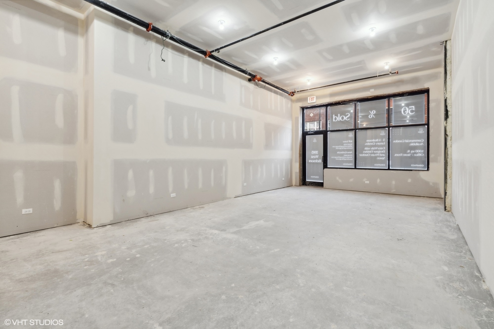 2913 W Belmont Avenue 1W