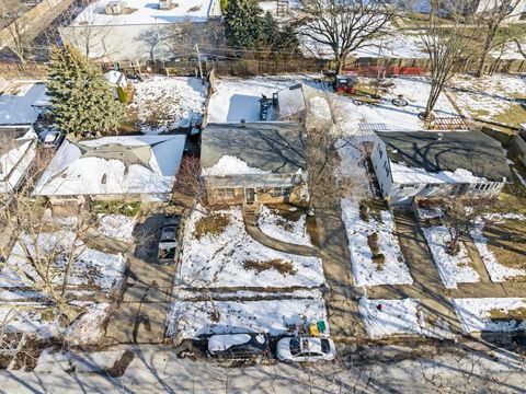 Tiny photo for 414 Bellarmine Drive E, Joliet, IL 60436 (MLS # 12533873)