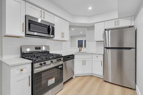 Tiny photo for 10347 Dearlove Road #302, Glenview, IL 60025 (MLS # 12529028)