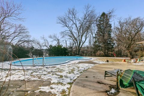 Tiny photo for 840 Auburn Court, Highland Park, IL 60035 (MLS # 12535773)