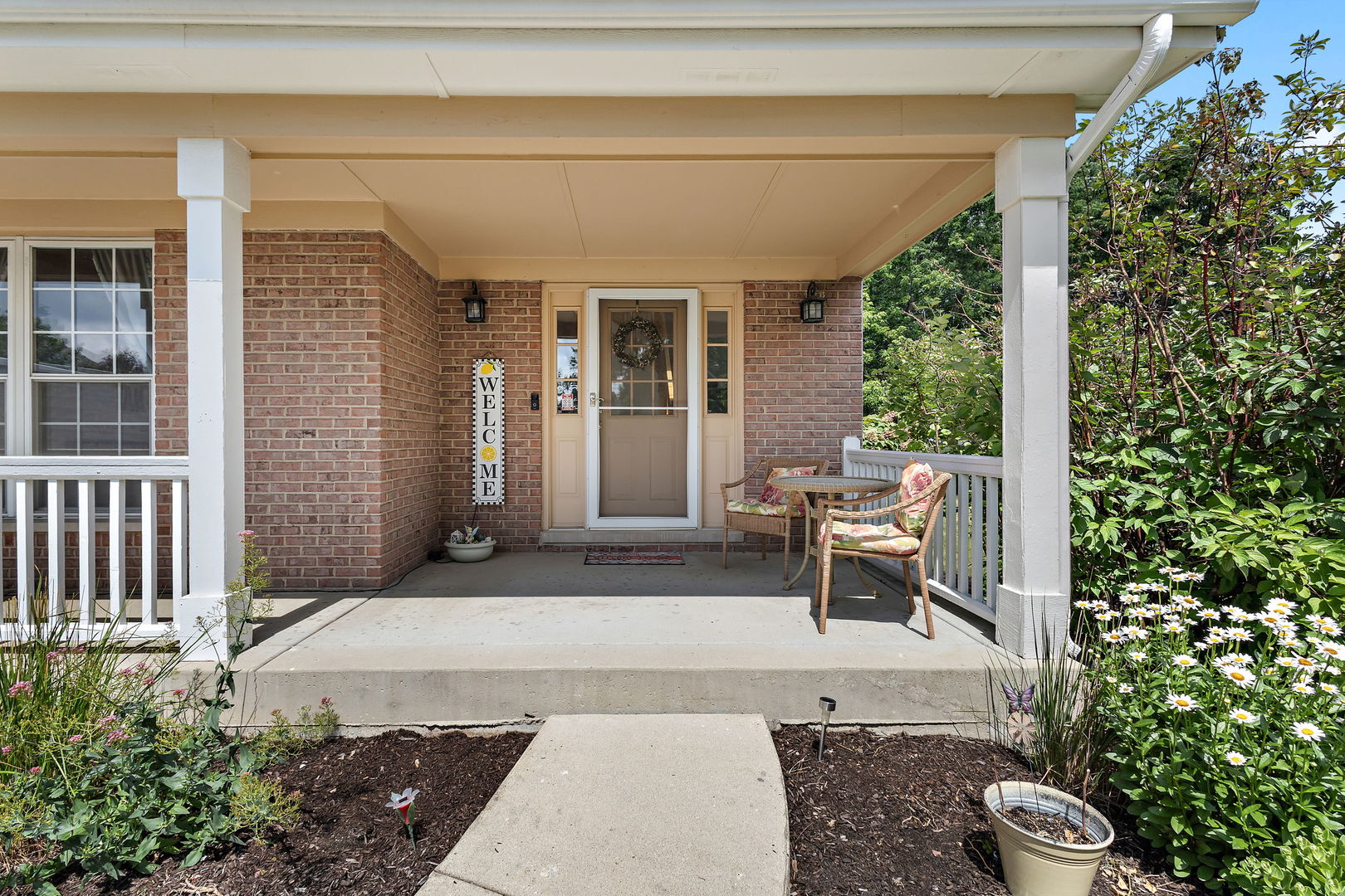 16260 W Mohawk Court