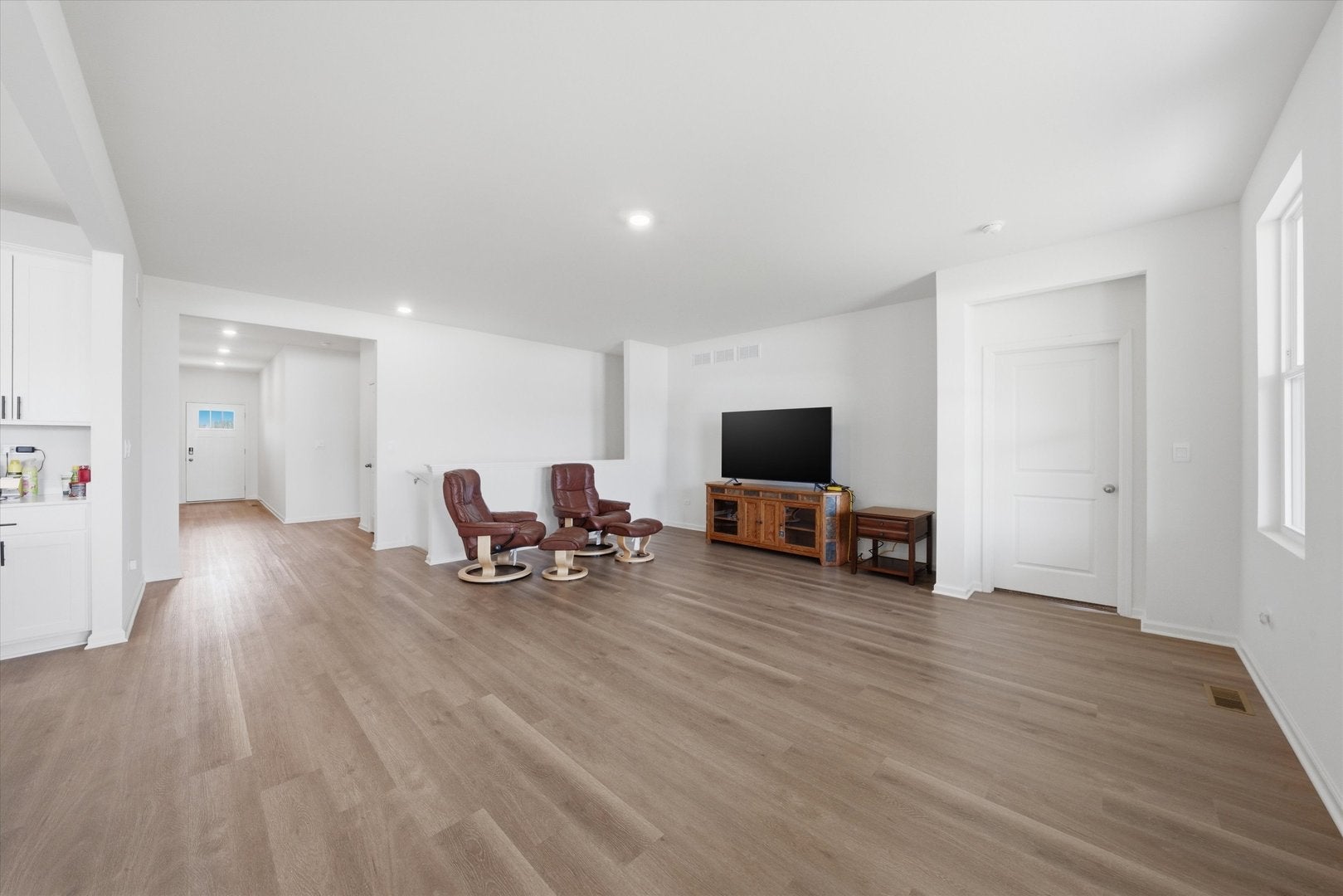 6208 Longford Lane