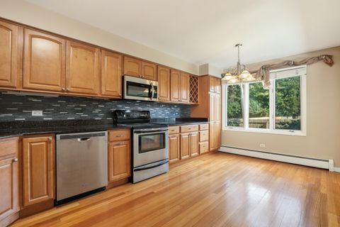 Tiny photo for 505 Kenilworth Avenue #4, Glen Ellyn, IL 60137 (MLS # 12490859)