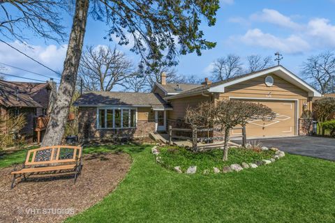 Single Family Residence in Mundelein IL 626 Killarney Pass Circle.jpg