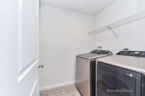 Tiny photo for 458 Watercress Drive, Aurora, IL 60504 (MLS # 12451919)