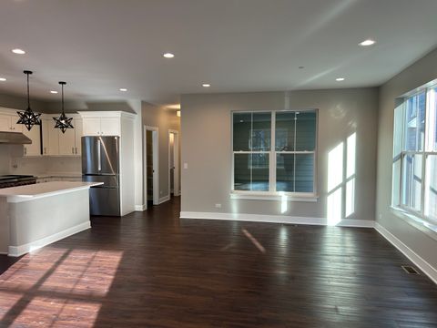 Tiny photo for 2 E Slade Street, Palatine, IL 60067 (MLS # 12372320)