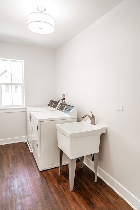 Tiny photo for 2 E Slade Street, Palatine, IL 60067 (MLS # 12372320)