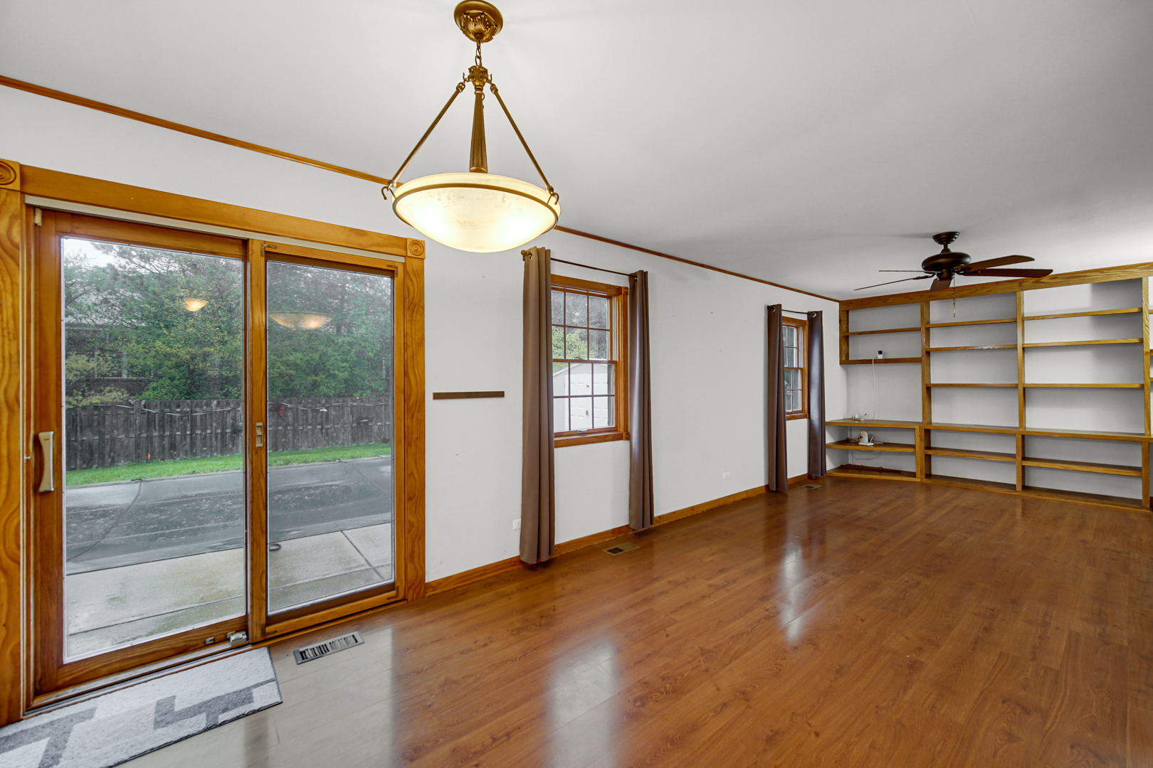 1472 Carriage Lane