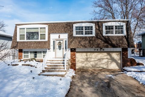Photo of 7436 160th Street, Tinley Park, IL 60477 (MLS # 12529504)
