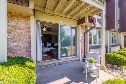 Tiny photo for 5715 PARK Place #K1, Crestwood, IL 60418 (MLS # 12470263)