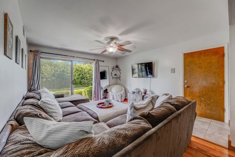 Tiny photo for 5715 PARK Place #K1, Crestwood, IL 60418 (MLS # 12470263)