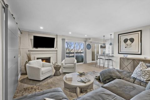 Tiny photo for 3741 Mission Hills Road #410, Northbrook, IL 60062 (MLS # 12554143)