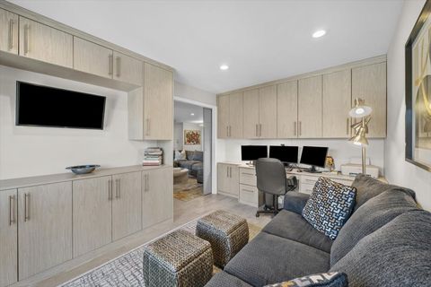 Tiny photo for 3741 Mission Hills Road #410, Northbrook, IL 60062 (MLS # 12554143)