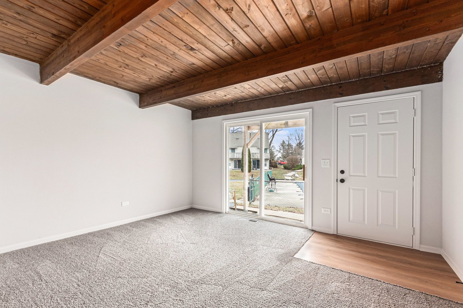 79 Maude Avenue E
