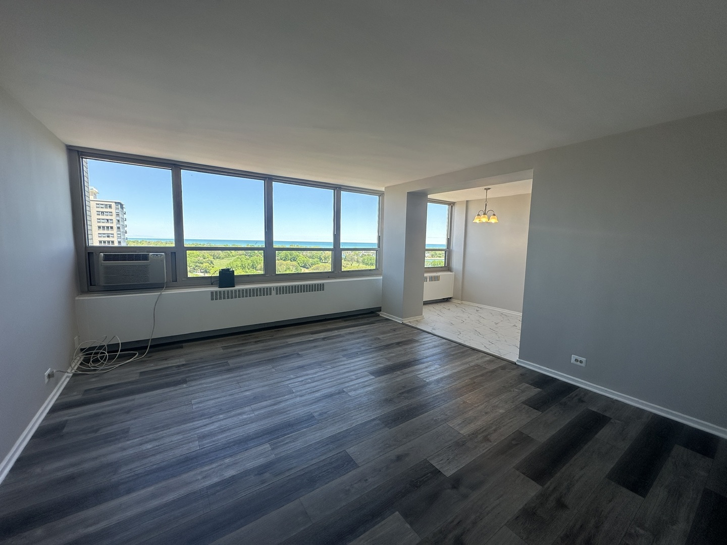 3950 N Lake Shore Drive 1502A
