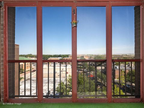 Tiny photo for 11 W GREEN Street #705, Bensenville, IL 60106 (MLS # 12456963)