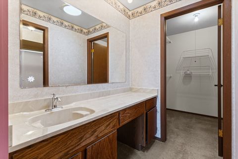 Tiny photo for 9752 Mill Drive E #E2, Palos Park, IL 60464 (MLS # 12584202)