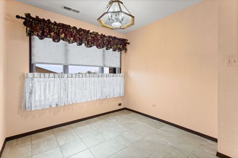 Tiny photo for 9752 Mill Drive E #E2, Palos Park, IL 60464 (MLS # 12584202)