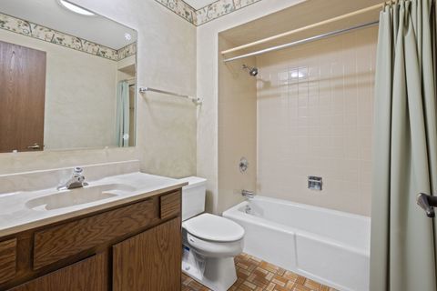 Tiny photo for 9752 Mill Drive E #E2, Palos Park, IL 60464 (MLS # 12584202)