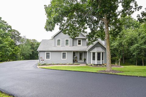 Tiny photo for 3 Laurel Court, Galena, IL 61036 (MLS # 12398303)