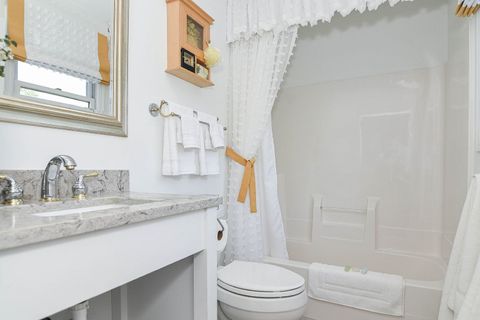 Tiny photo for 3 Laurel Court, Galena, IL 61036 (MLS # 12398303)