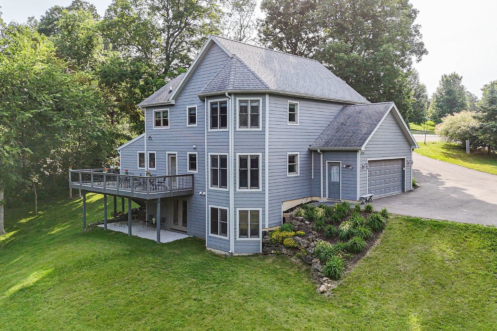 3 Laurel Court