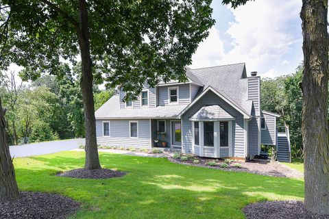 Tiny photo for 3 Laurel Court, Galena, IL 61036 (MLS # 12398303)