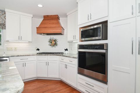 Tiny photo for 3 Laurel Court, Galena, IL 61036 (MLS # 12398303)
