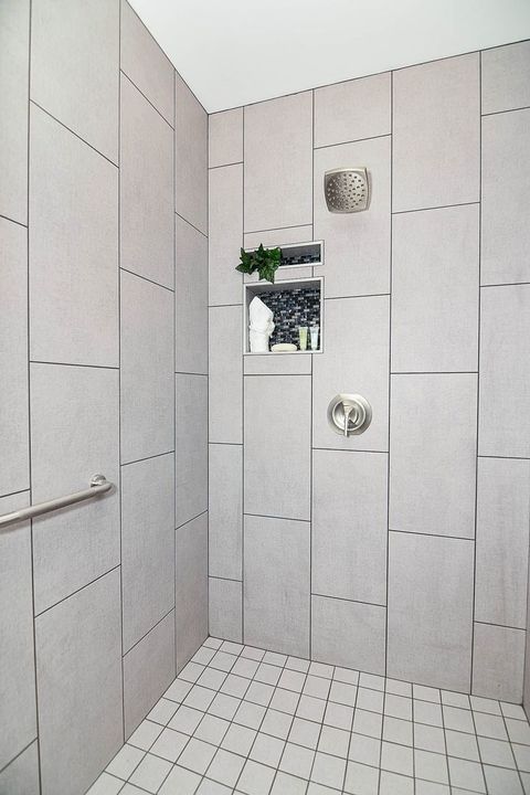 Tiny photo for 3 Laurel Court, Galena, IL 61036 (MLS # 12398303)