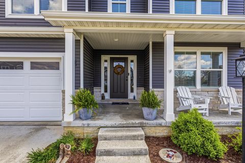 Tiny photo for 718 Cole Lane, Mahomet, IL 61853 (MLS # 12575397)