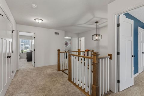 Tiny photo for 718 Cole Lane, Mahomet, IL 61853 (MLS # 12575397)