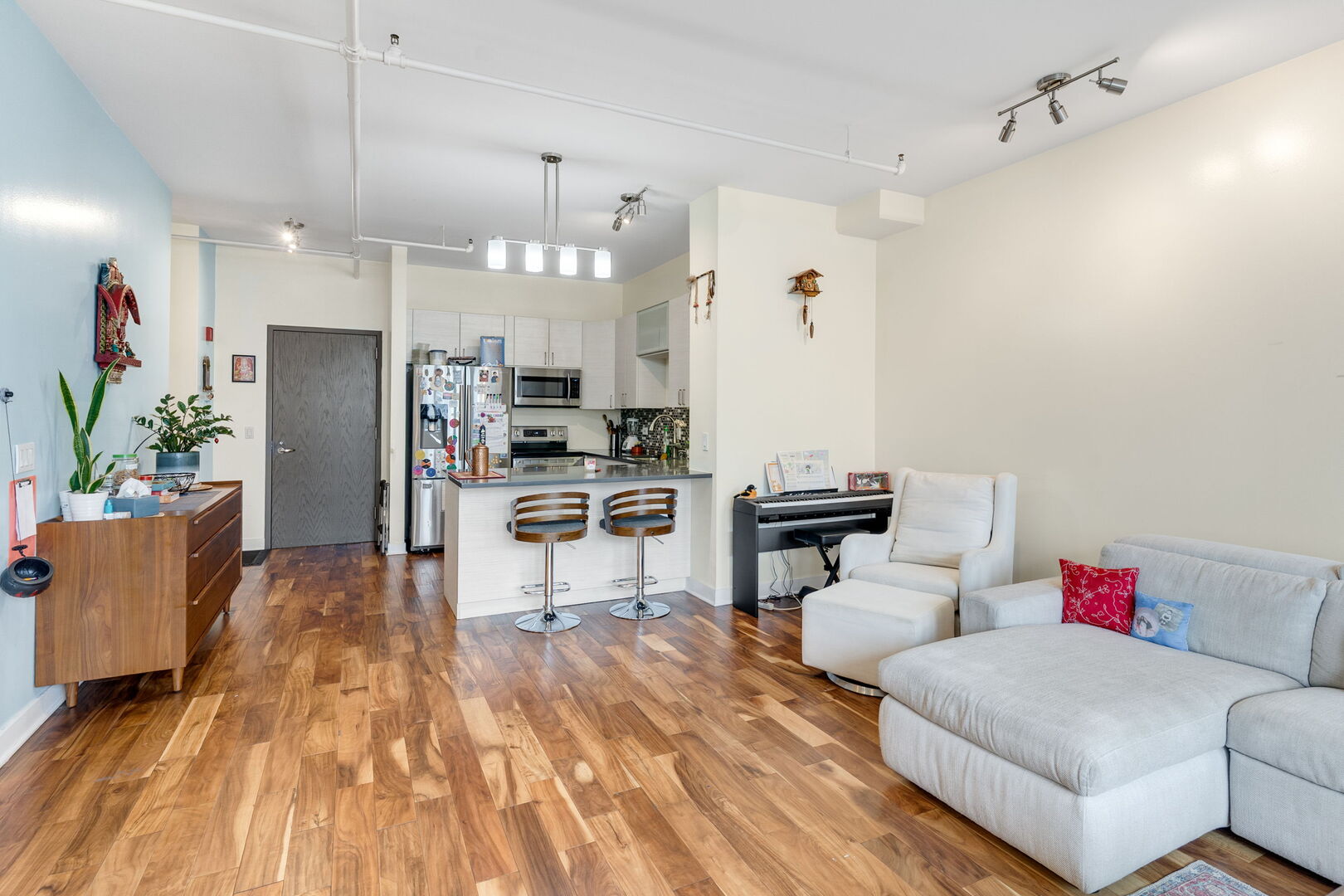 737 W Washington Boulevard 1204