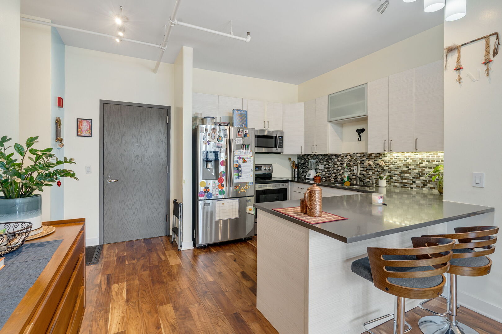 737 W Washington Boulevard 1204