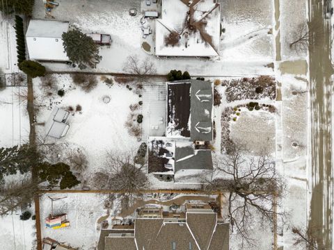 A home in Glen Ellyn