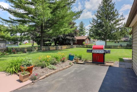 Tiny photo for 6805 High Road, Darien, IL 60561 (MLS # 12512900)