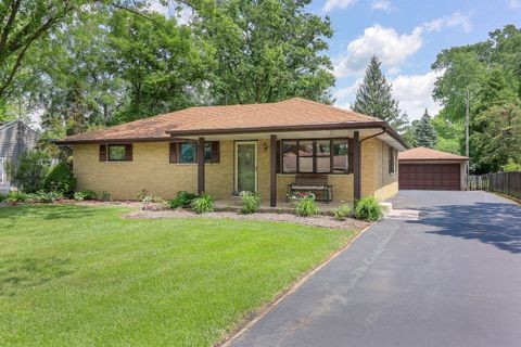 Tiny photo for 6805 High Road, Darien, IL 60561 (MLS # 12512900)