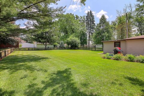 Tiny photo for 6805 High Road, Darien, IL 60561 (MLS # 12512900)
