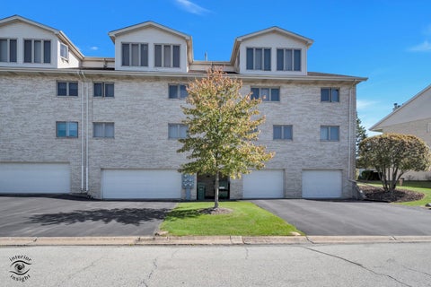 Tiny photo for 15713 Lake Hills Court #1N, Orland Park, IL 60462 (MLS # 12779355)
