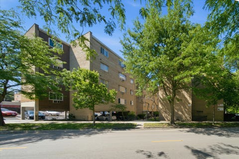Photo of 7320 N Rogers Avenue #210, Chicago, IL 60626 (MLS # 12720998)