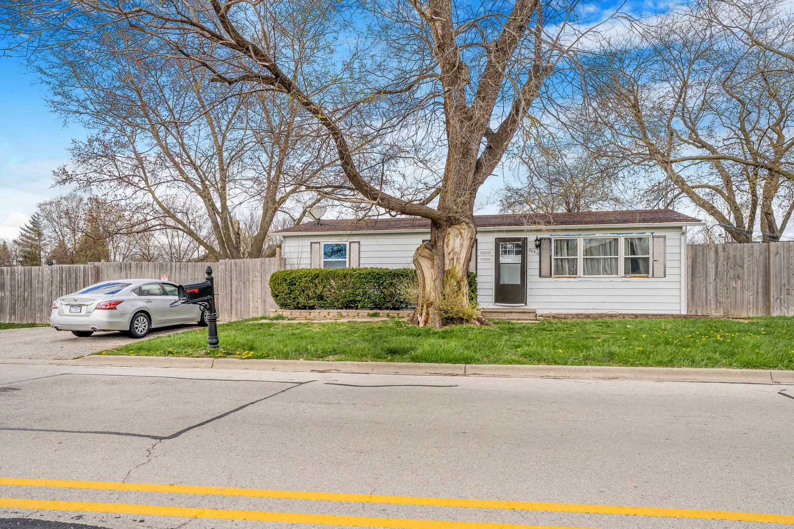 22252 W Taylor Road