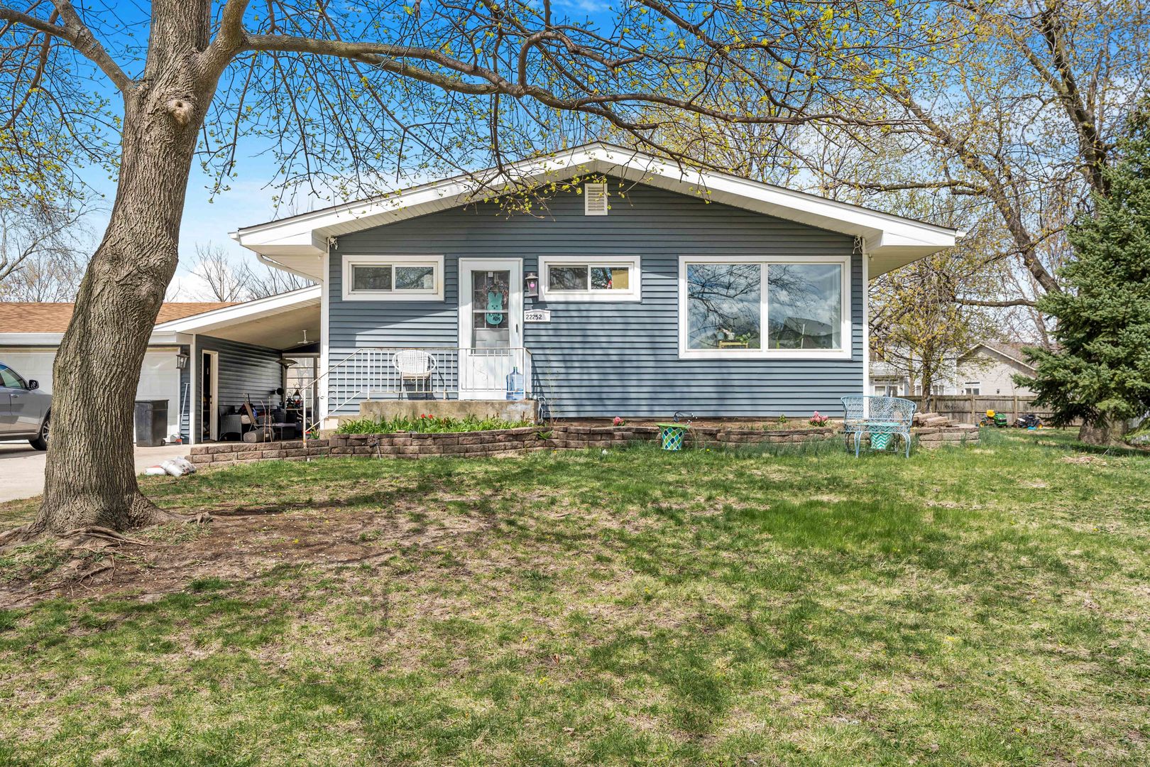 22252 W Taylor Road