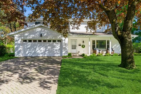 505 Susan Lane Deerfield IL 60015
