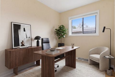 Tiny photo for 614 S Milwaukee Avenue #E, Libertyville, IL 60048 (MLS # 12616262)