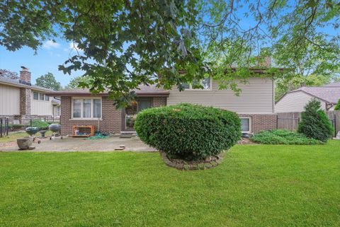 Tiny photo for 8518 Candlelight Drive W, Willow Springs, IL 60480 (MLS # 12427671)