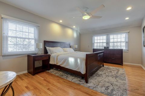 Tiny photo for 21 N Ridge Road, Lake Forest, IL 60045 (MLS # 12647418)