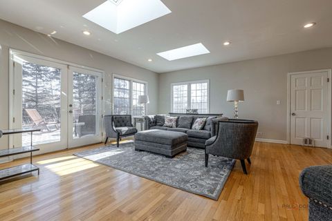 Tiny photo for 21 N Ridge Road, Lake Forest, IL 60045 (MLS # 12647418)