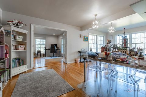 Tiny photo for 21 N Ridge Road, Lake Forest, IL 60045 (MLS # 12647418)