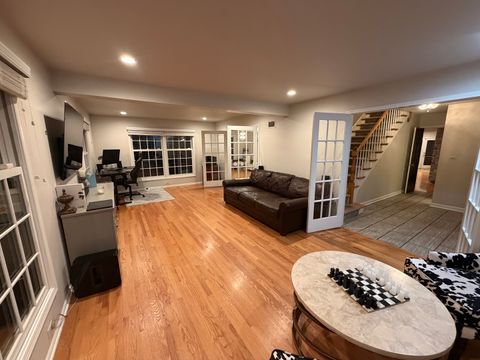 Tiny photo for 21 N Ridge Road, Lake Forest, IL 60045 (MLS # 12647418)